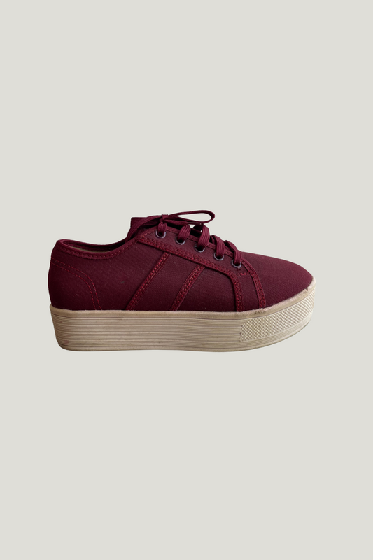 Lujuria Sneakers
